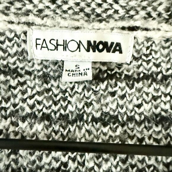 Fashion Nova Draw the Line Oversized Cardigan in Black & White - Size S - Picture 5 of 6